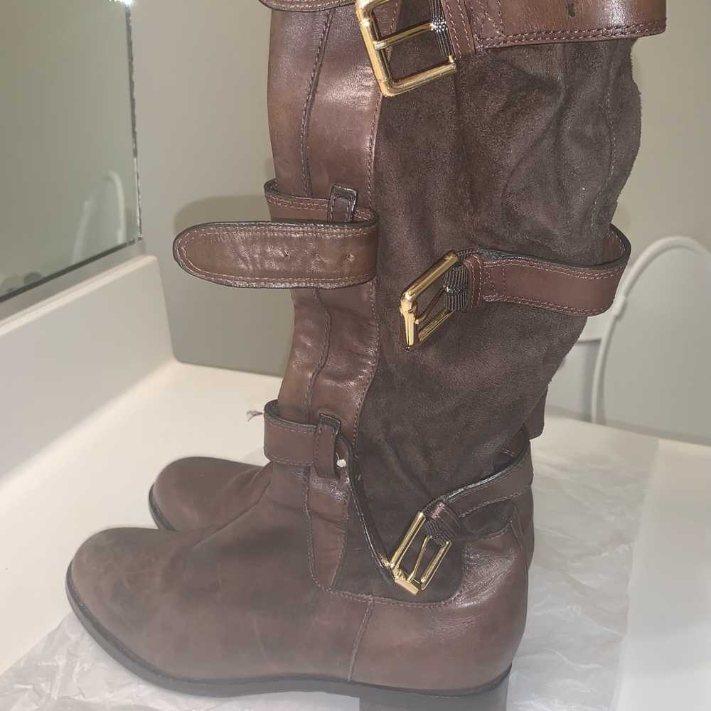 BROWN SUEDE BOOTS